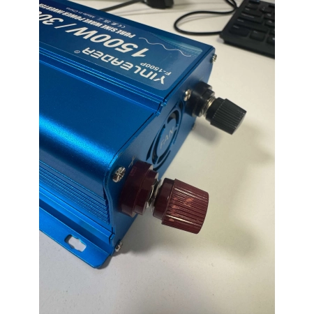 Przetwornica YINLEADER F-1500P 1500/3000W EU czysta fala sinusoidalna 12 V