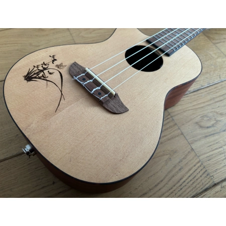 Ukulele elektroakustyczne Leworęczne Ortega RU5CE-L